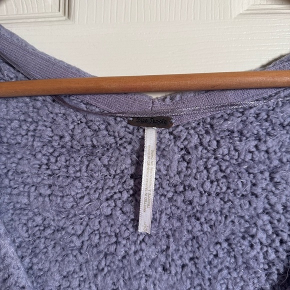 Free People Icing V-Neck Fuzzy Eyelash Slouchy Size L - Picture 8 of 10